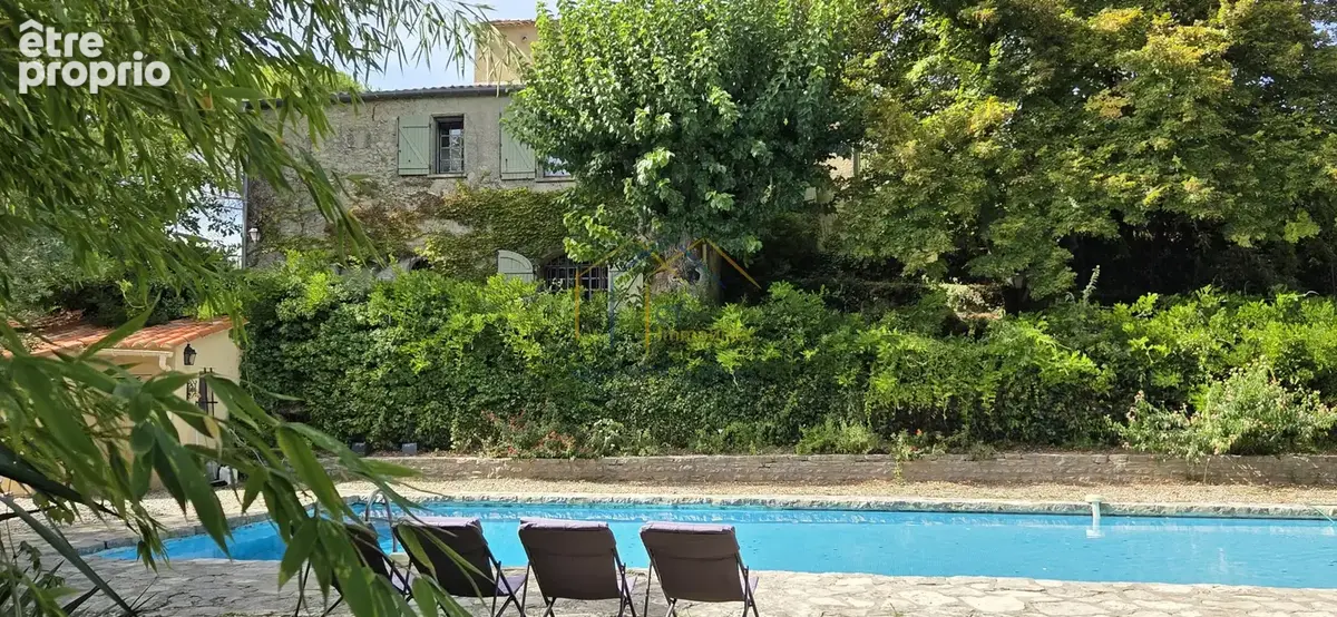 Maison de campagne en pleine nature sur 2 hectares avec piscine et tennis - photo 3