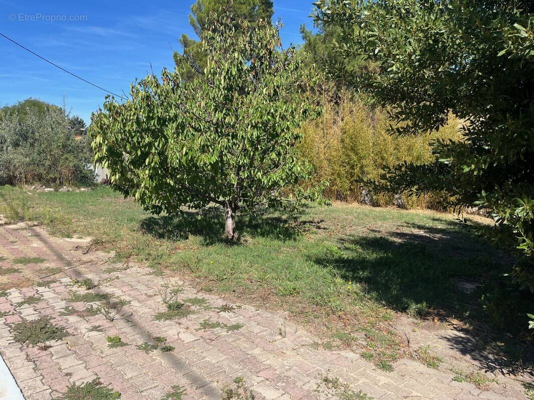 Terrain à GARDANNE