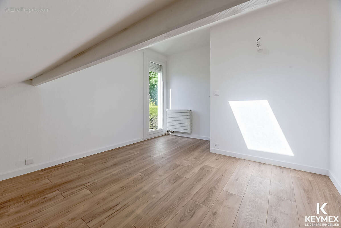Maison L Isle Adam 5 pièce(s) 96 m2 - photo 8