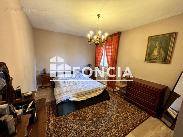 Maison à COLAYRAC-SAINT-CIRQ