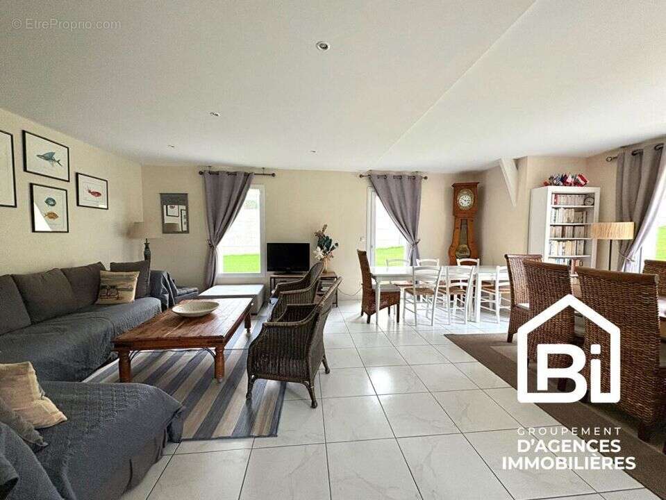 Maison à ARROMANCHES-LES-BAINS