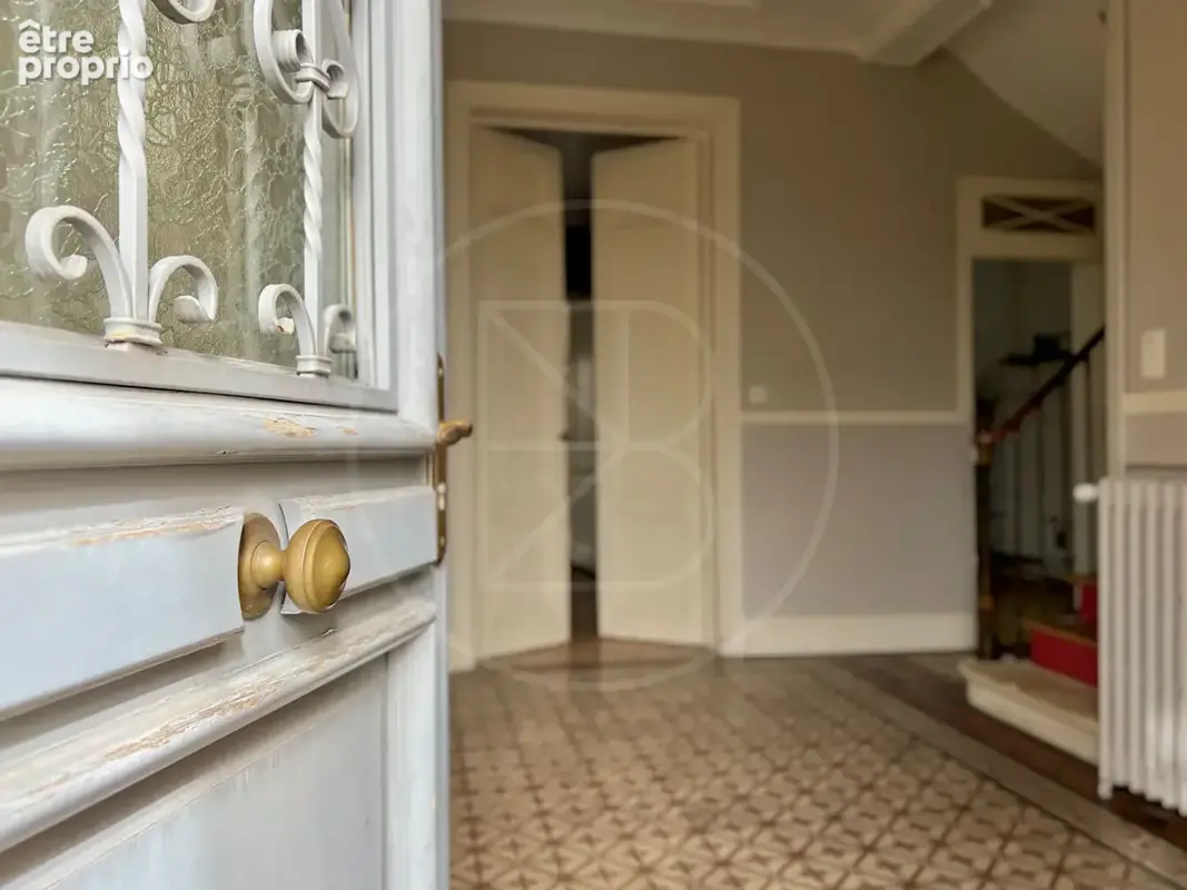Maison de Maître proche du centre-ville - photo 15