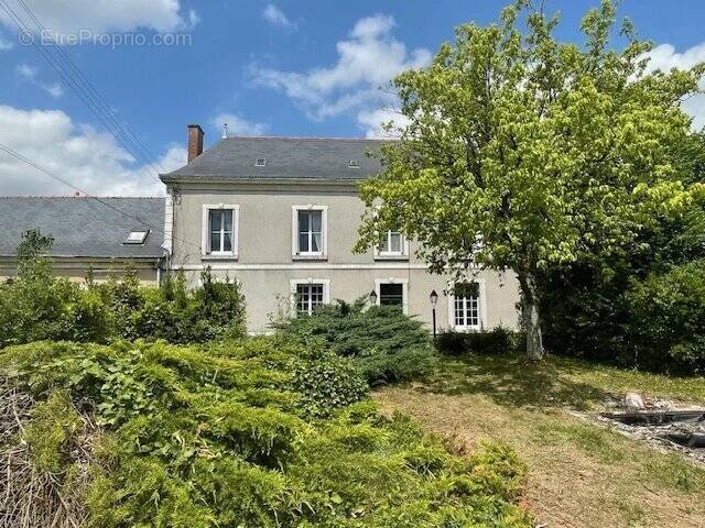 Maison à SAVIGNE-SUR-LATHAN