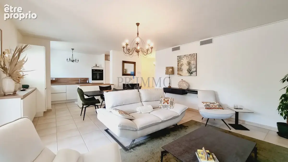 Boulouris centre magnifique 3 pieces entierement renove avec garage - photo 4