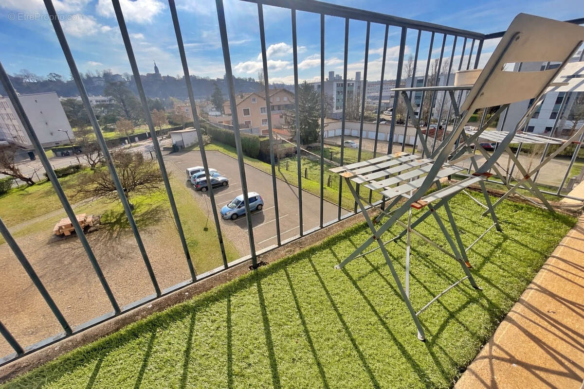 Appartement à FEYZIN