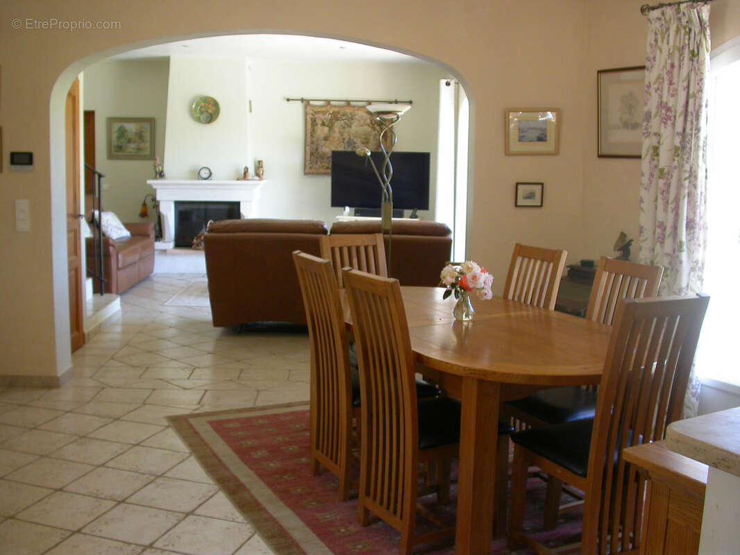 Maison à PLAN-DE-LA-TOUR