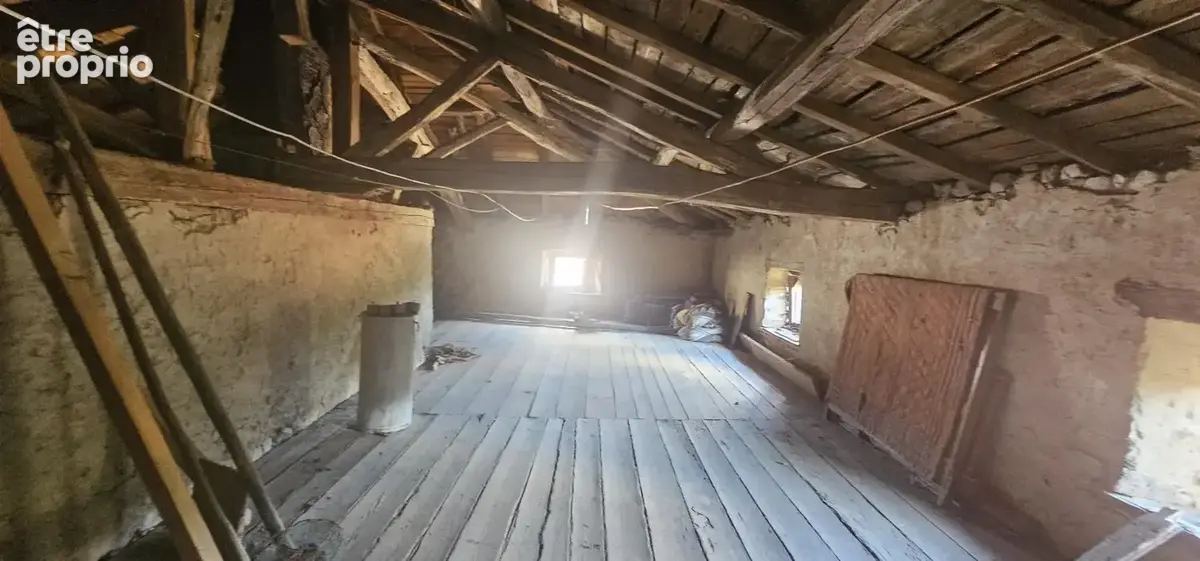 Maison à SAINT-NIZIER-D'AZERGUES