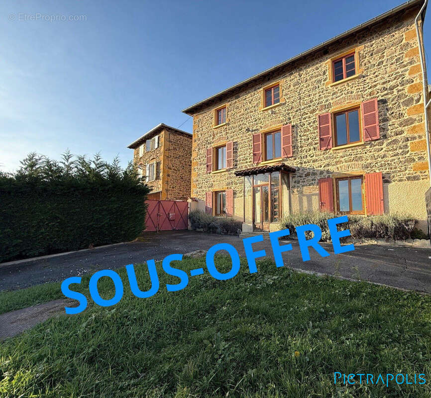 Maison à PONTCHARRA-SUR-TURDINE