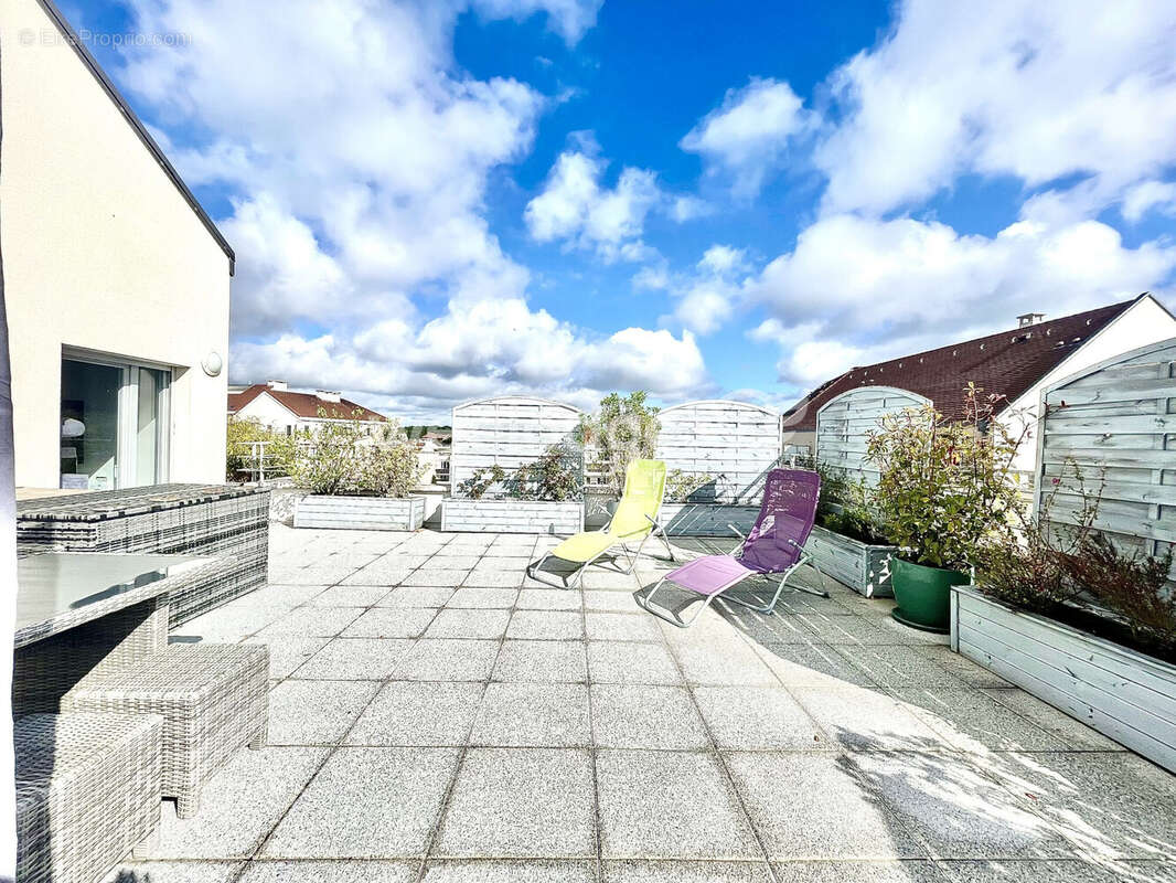 Appartement à JOUY-LE-MOUTIER