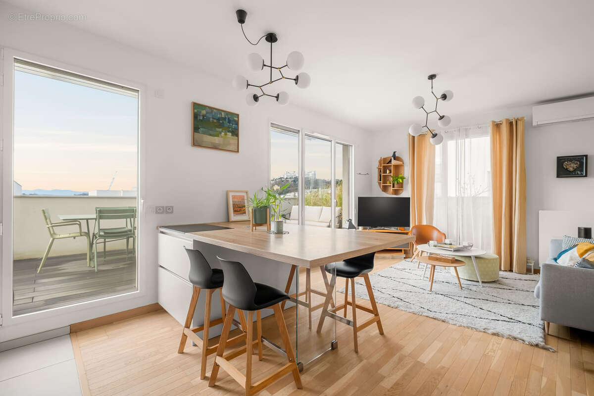 Appartement à LYON-9E