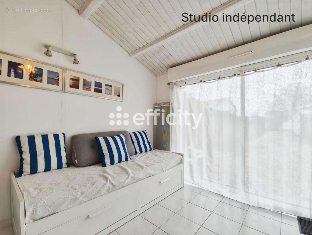 Maison 66 m² à Angoulins  - photo 11