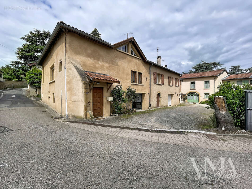 Maison à LENTILLY