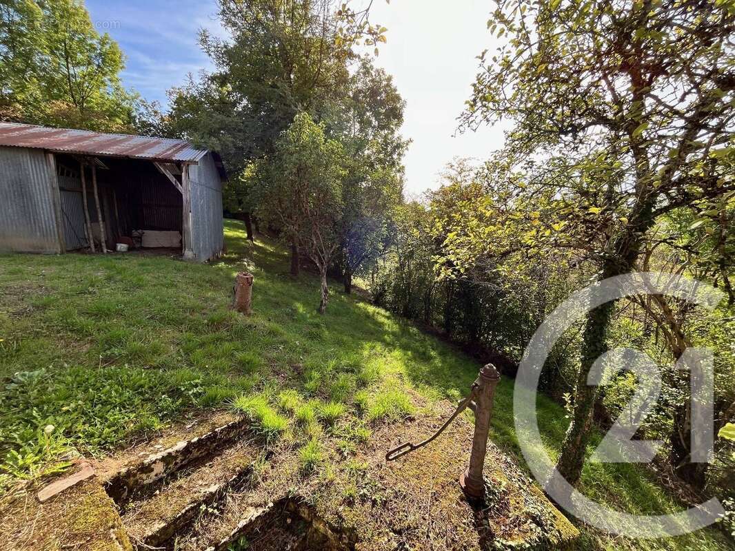 Maison à ENTRAINS-SUR-NOHAIN