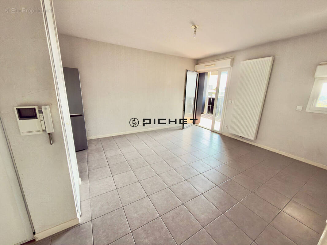 Appartement à BEGLES