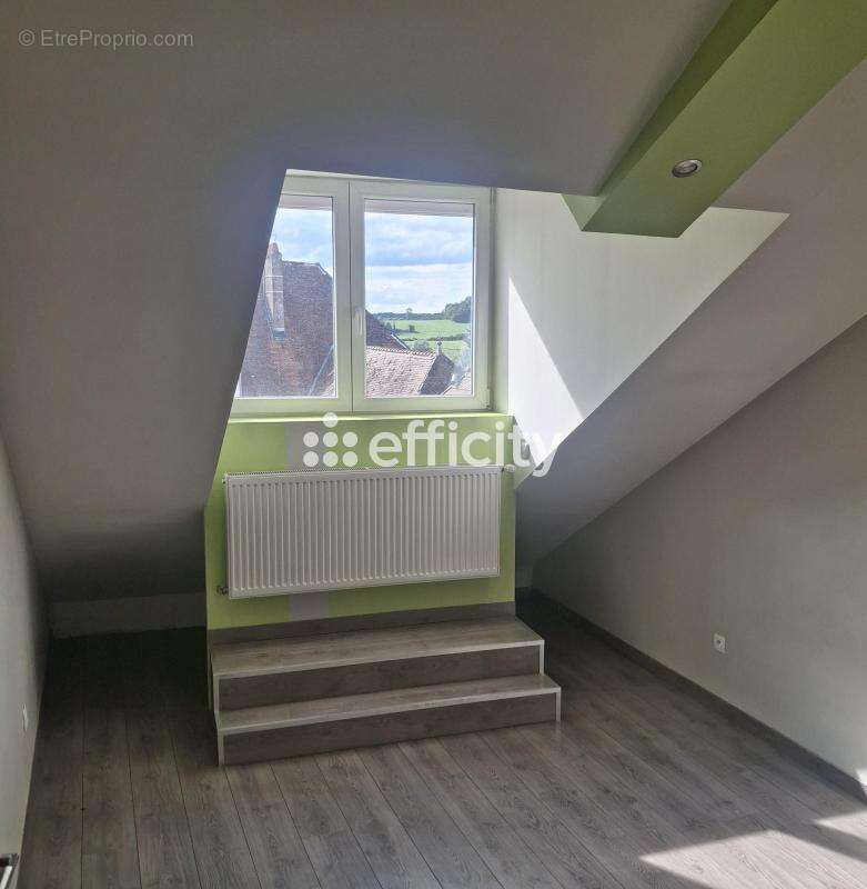 Appartement à ROUGEMONT