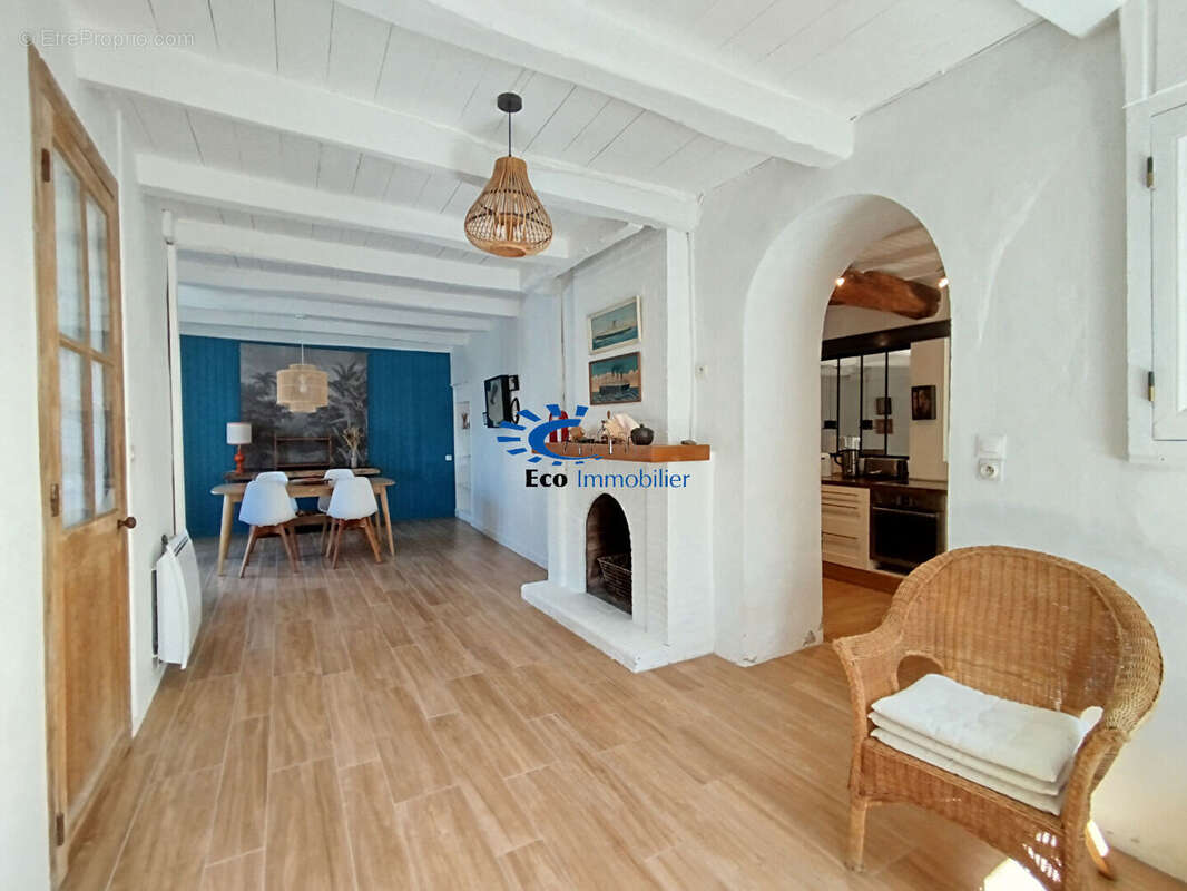 Maison à NIEUL-SUR-MER
