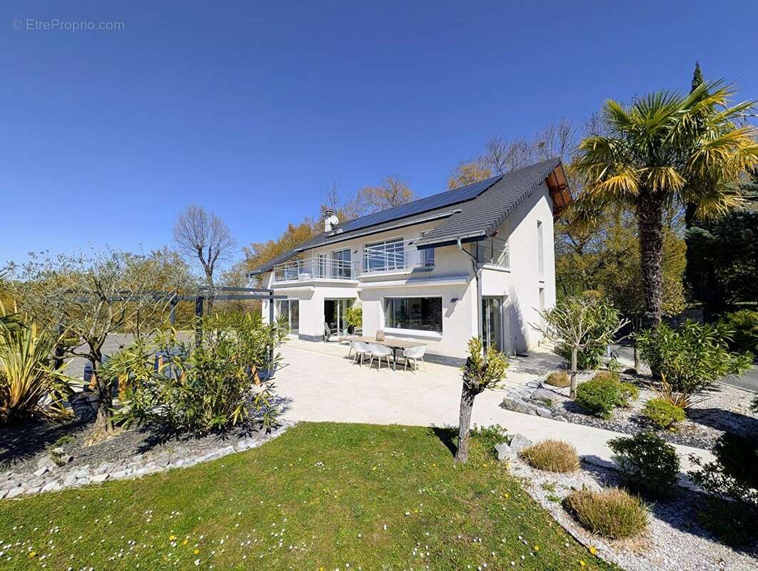 Maison à AIX-LES-BAINS