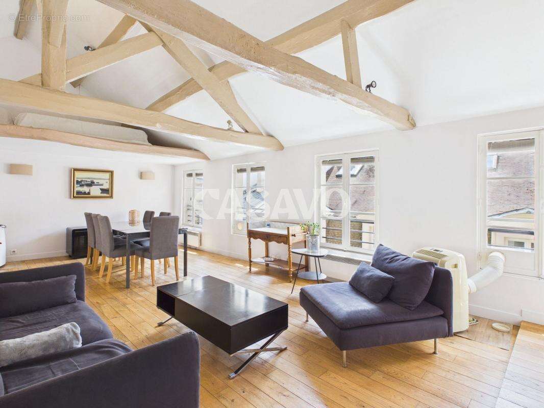 Appartement à PARIS-4E