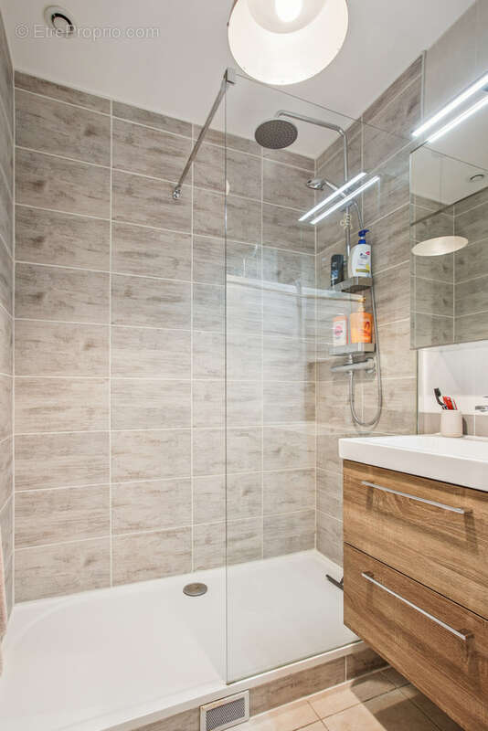 Appartement à MORIGNY-CHAMPIGNY