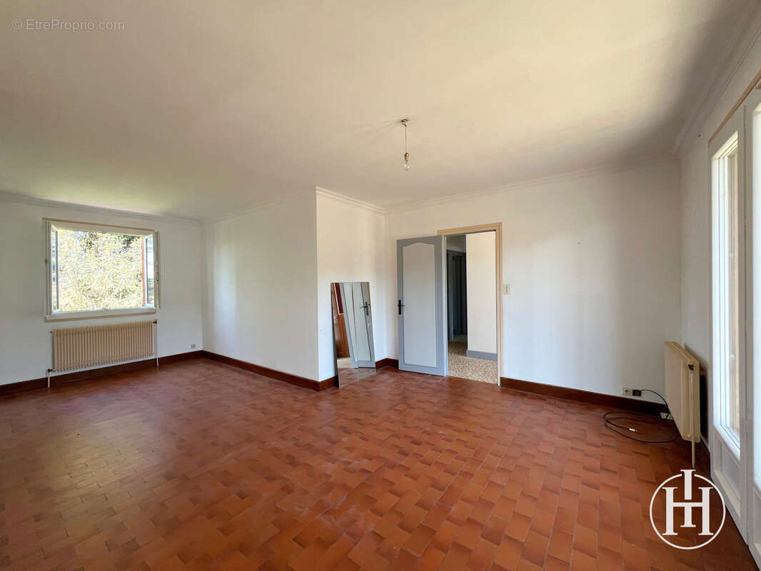 Maison à SAINT-AMAND-MONTROND