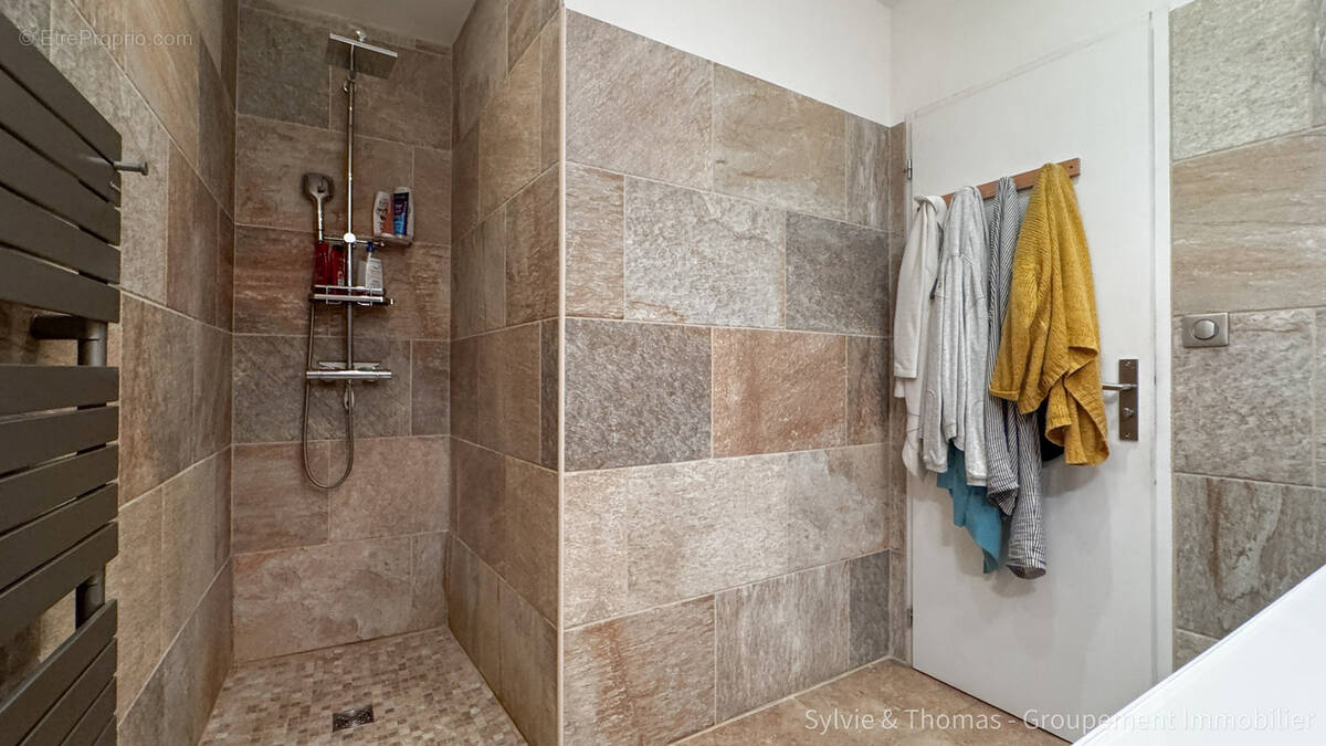 Appartement à PONT-SAINT-ESPRIT