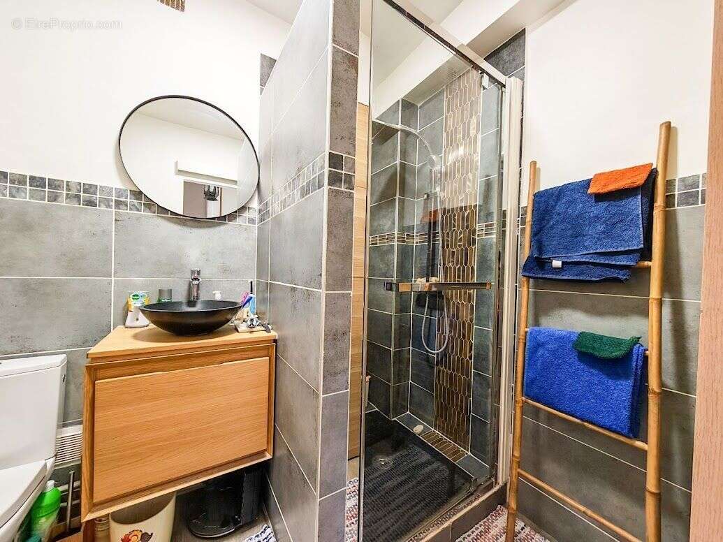 Appartement à VILLENEUVE-LOUBET