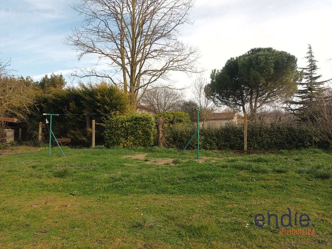 Maison à SAINT-JOUIN-DE-MARNES