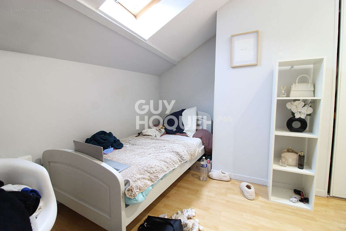 Maison à OZOUER-LE-VOULGIS