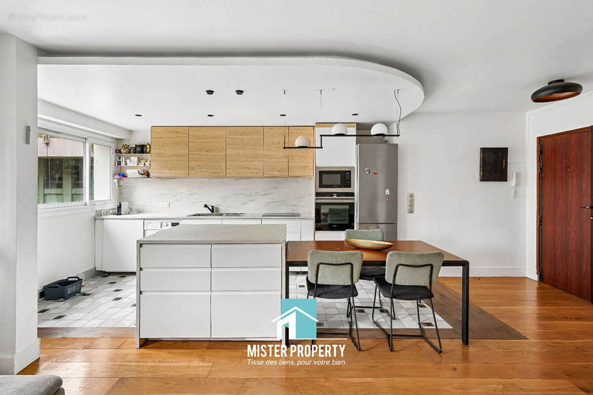 Appartement à LEVALLOIS-PERRET
