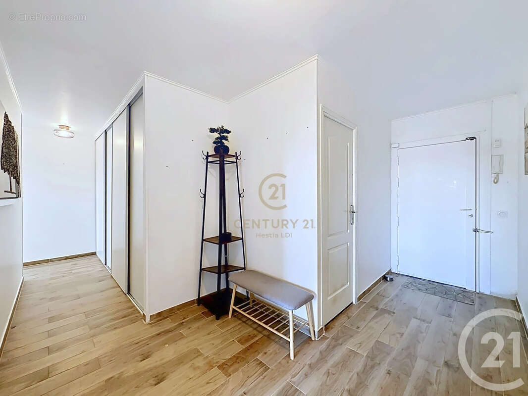 Appartement 79 m² à Lyon-8e  - photo 8