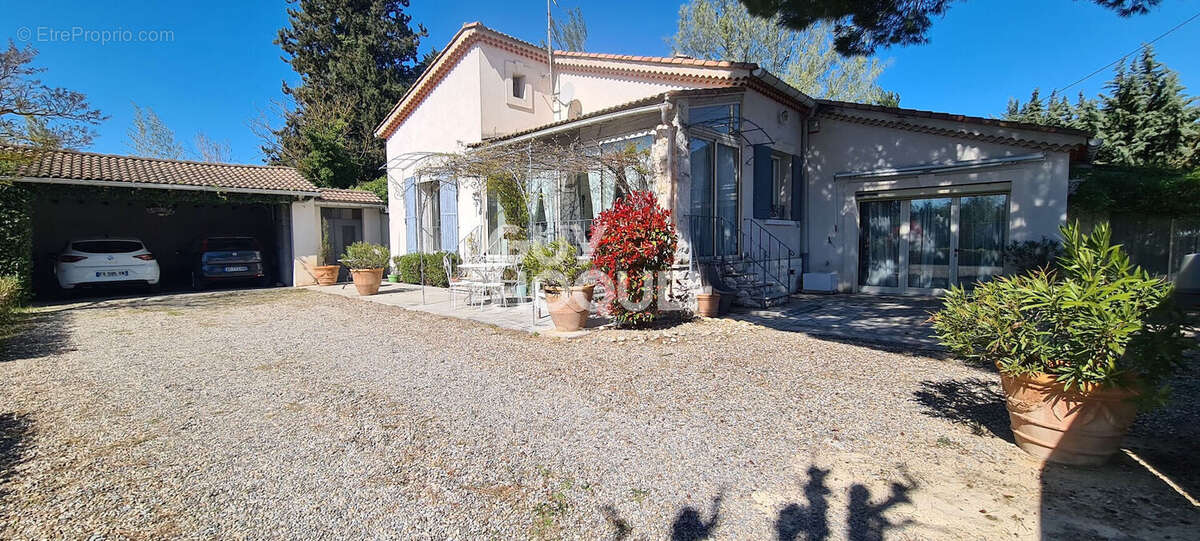 Maison à CAUMONT-SUR-DURANCE