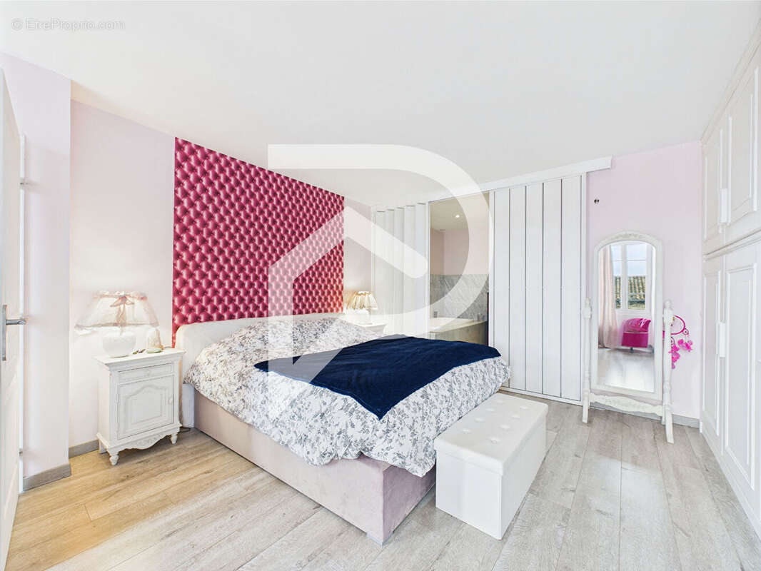 Maison à CLEON-D&#039;ANDRAN