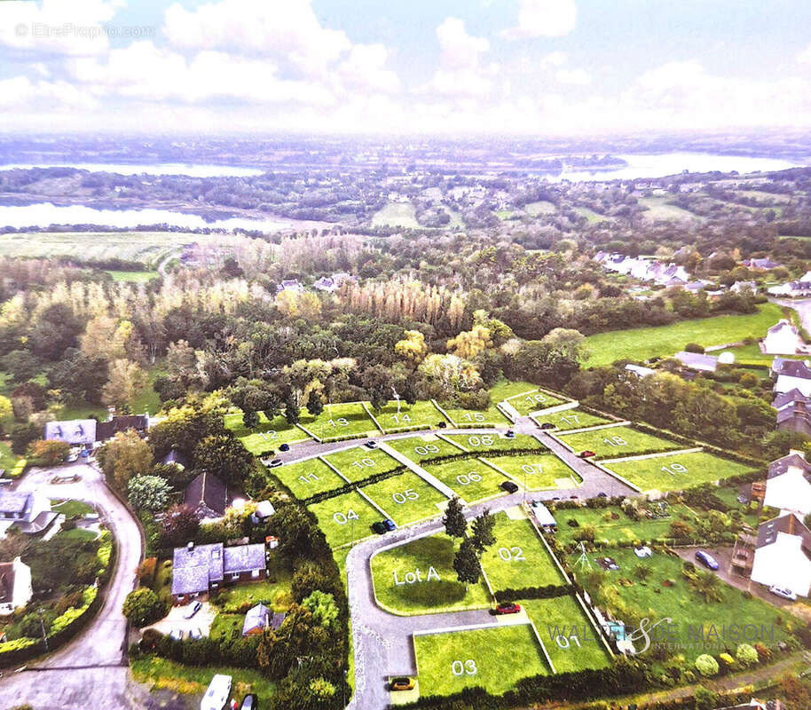 Terrain à LOGONNA-DAOULAS