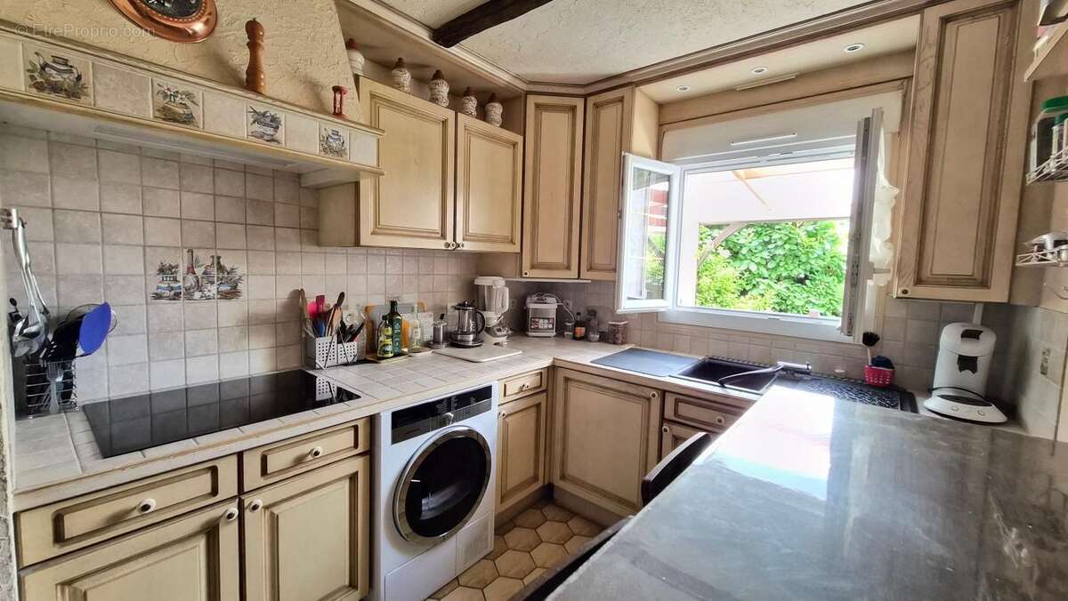 Maison à OLLAINVILLE