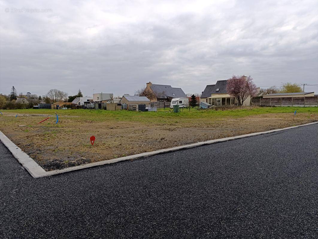Terrain à LAMBALLE