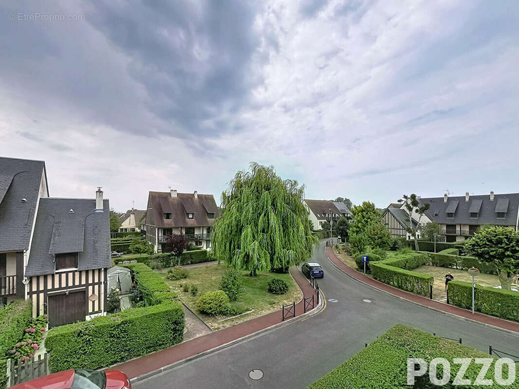Appartement Cabourg 4 pièces avec balcons et garage - photo 3