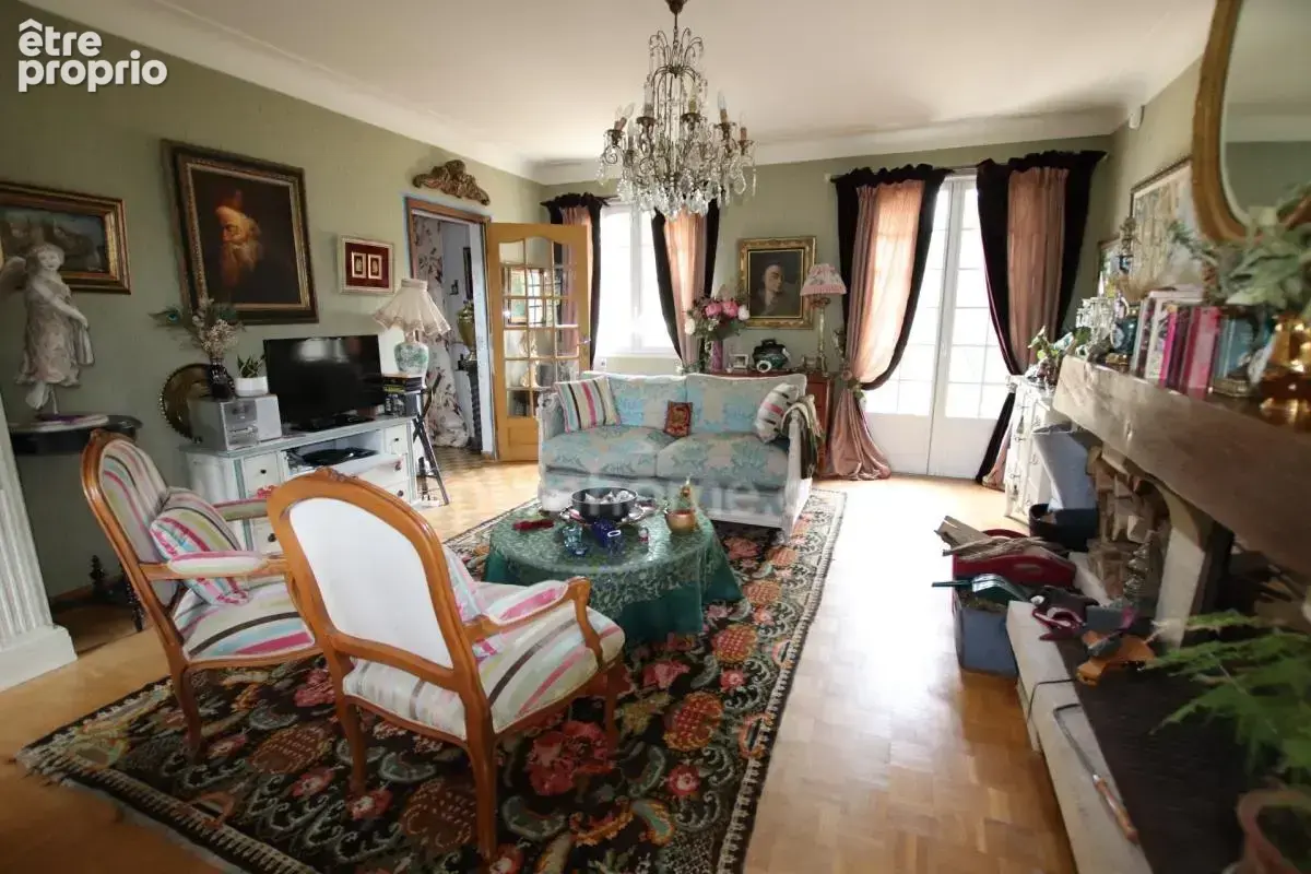 LA GACILLY MORBIHAN, Belle maison familiale de 5 chambres vendue en Viager occupé - photo 6