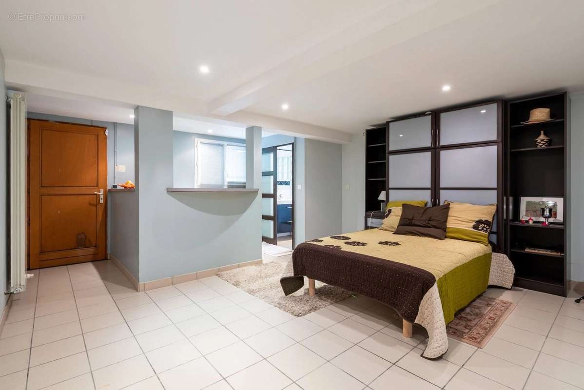 Maison à SAINT-BONNET-DE-MURE