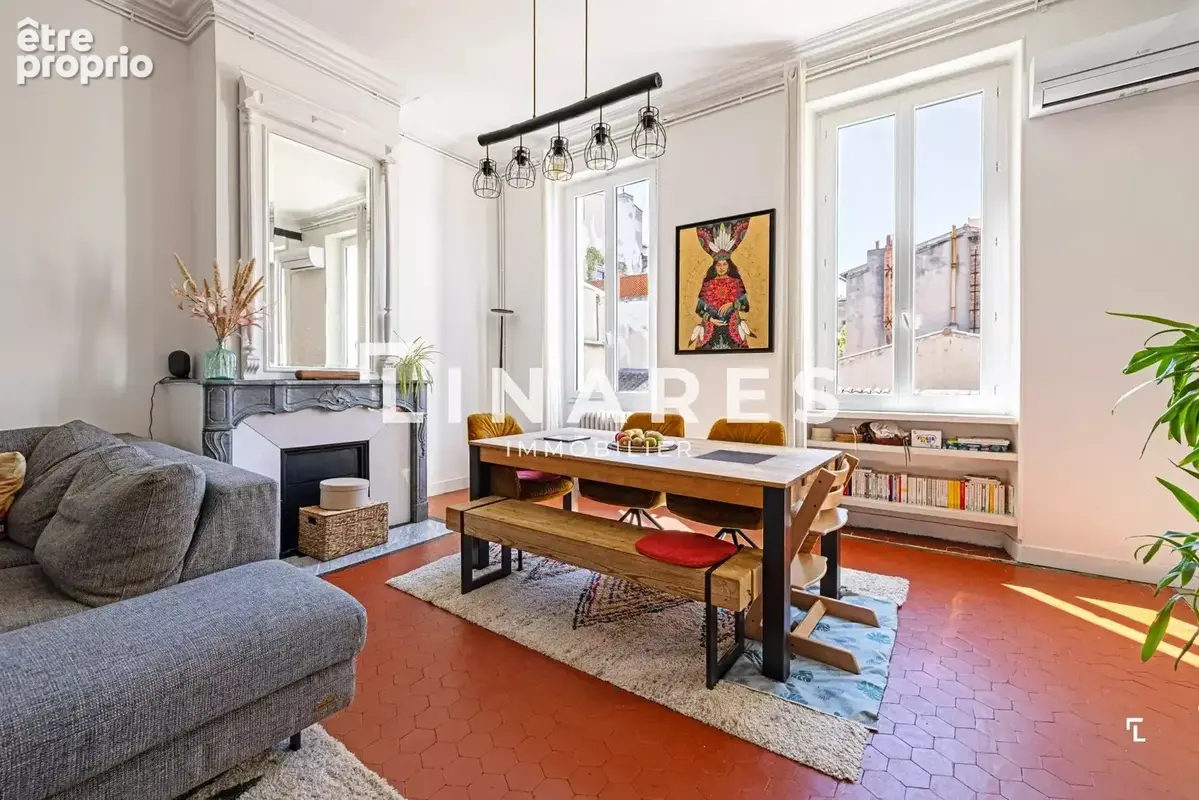 LE MOUSTIER - Appartement T4 de 114 m² - Traversant - 13001 - photo 2