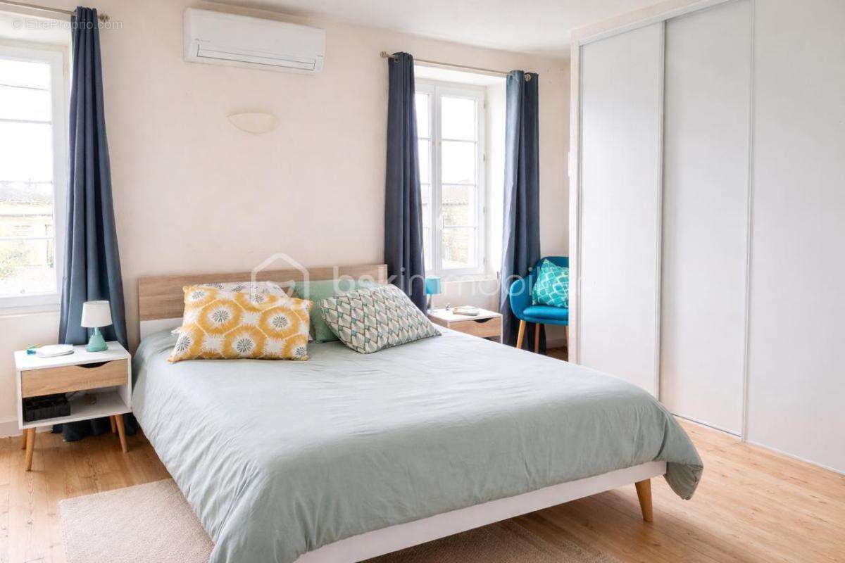  Charentaise de charme avec piscine et prestations haut de gamme – 217 m²  - photo 10