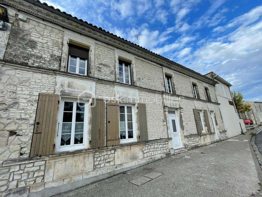 Maison 8 pièces - photo 2