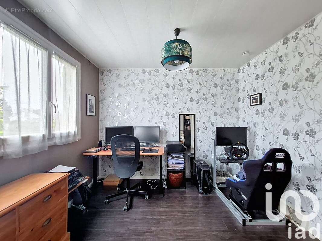 Photo 7 - Maison à LE MESNIL-SAINT-DENIS