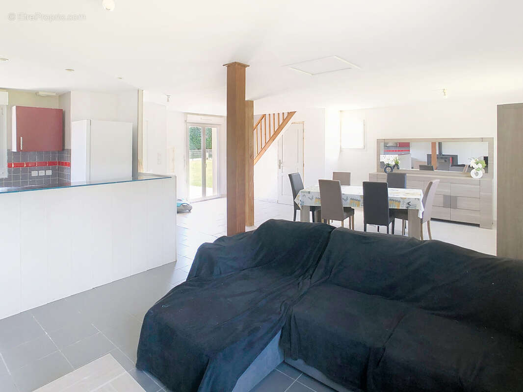 Maison à QUETTREVILLE-SUR-SIENNE