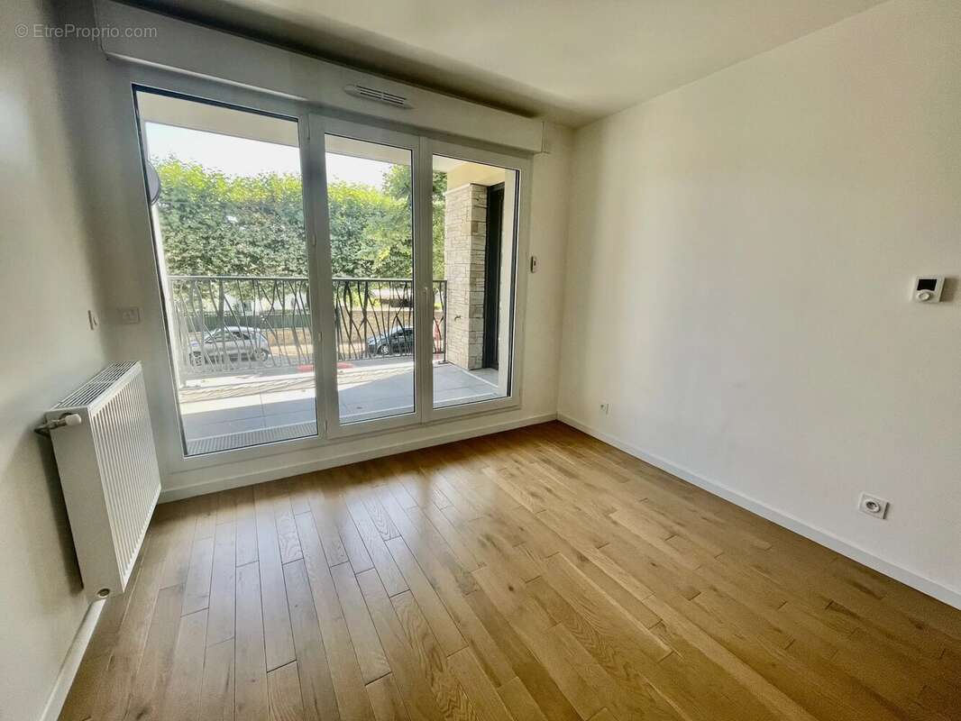 Appartement à LE PERREUX-SUR-MARNE