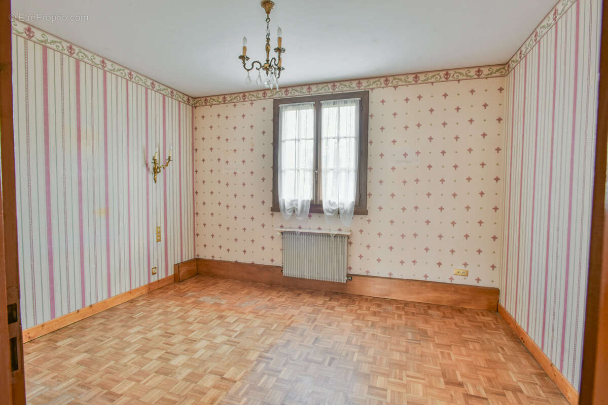 Maison à BEAUMONT-DU-PERIGORD