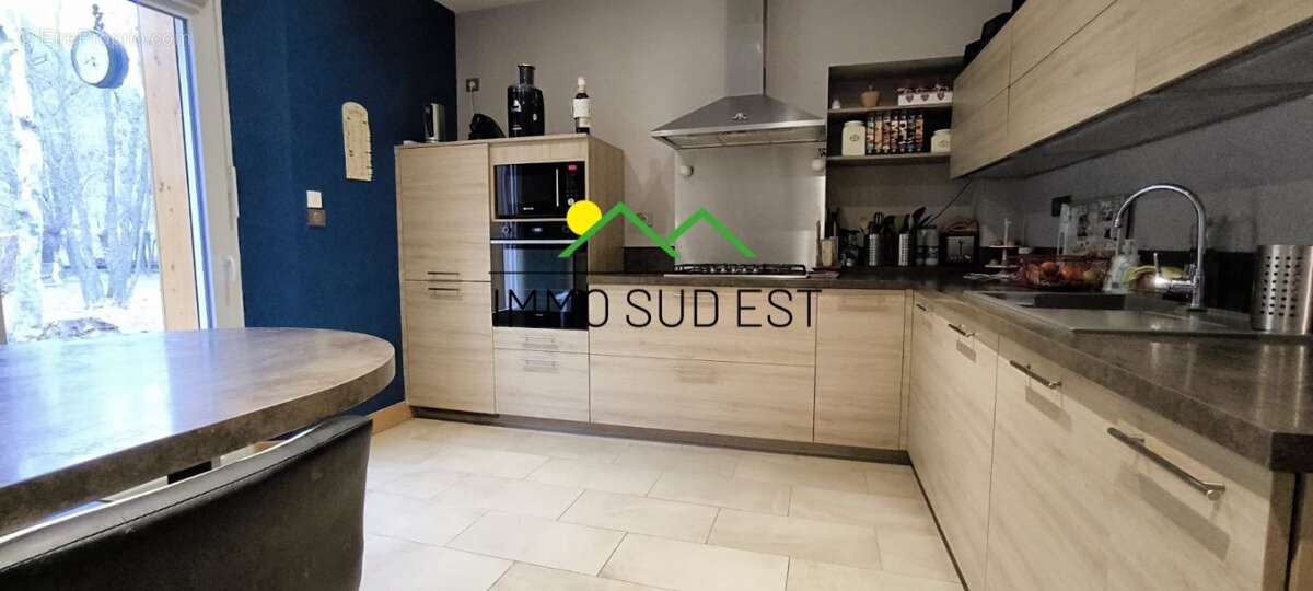 Maison à SAINT-MARCEL