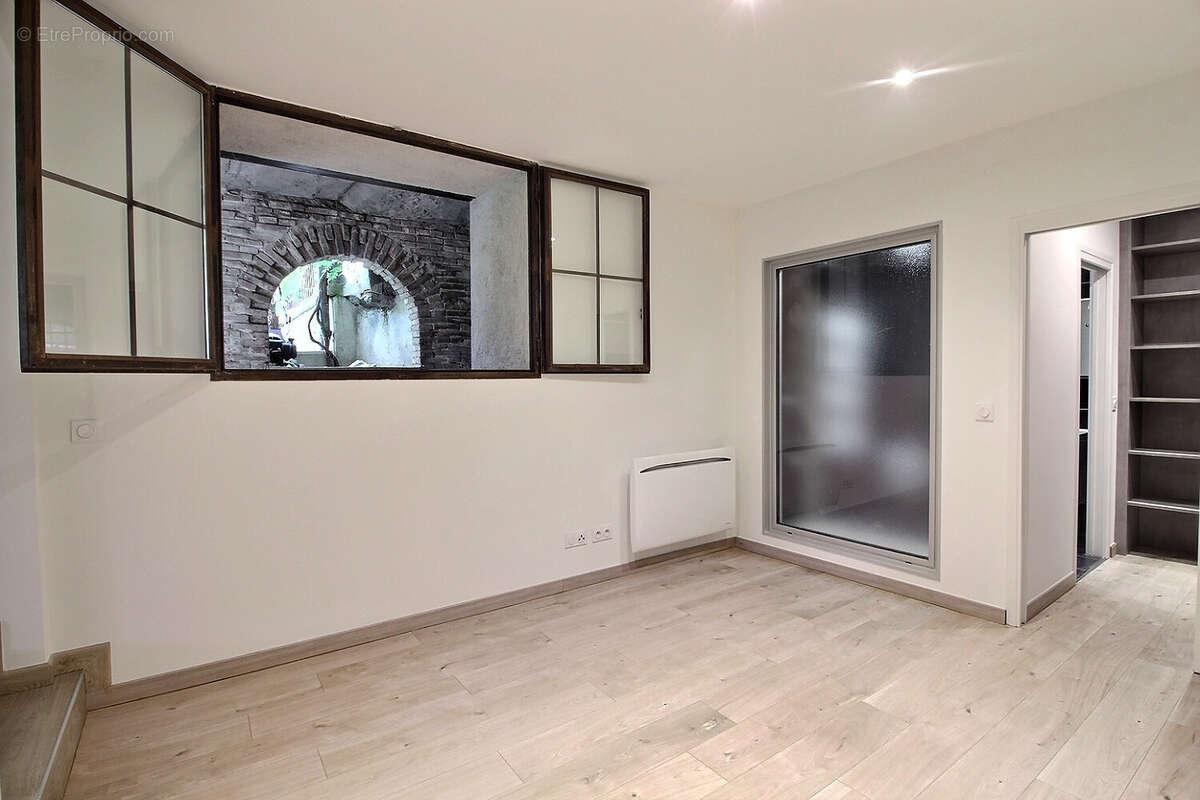 Appartement à CHENS-SUR-LEMAN
