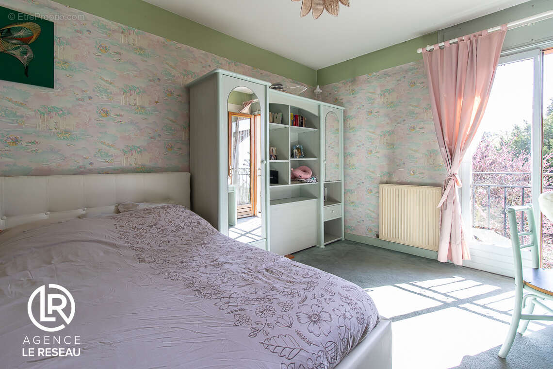 Maison à RUEIL-MALMAISON