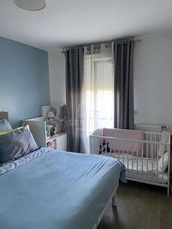 Appartement à NOGENT-SUR-MARNE