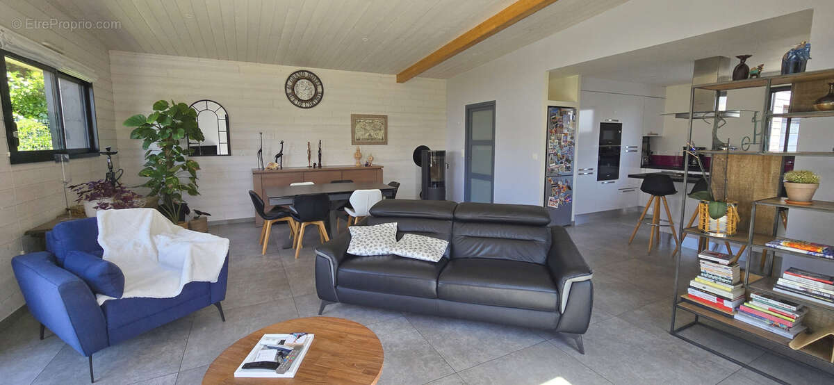 Maison à MELLAC
